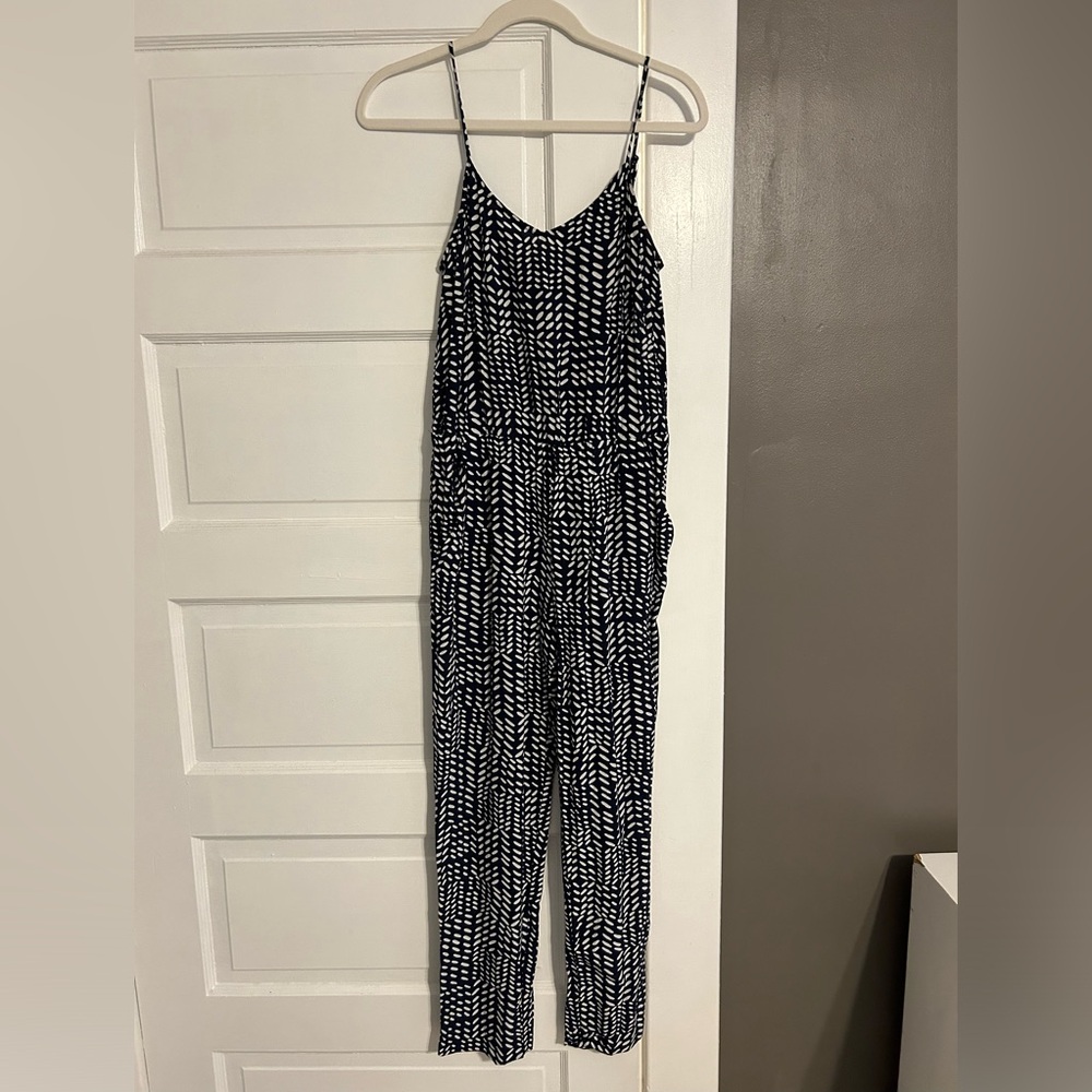 Loft navy blue and white summer jumpsuit. Size XS. Good condition!